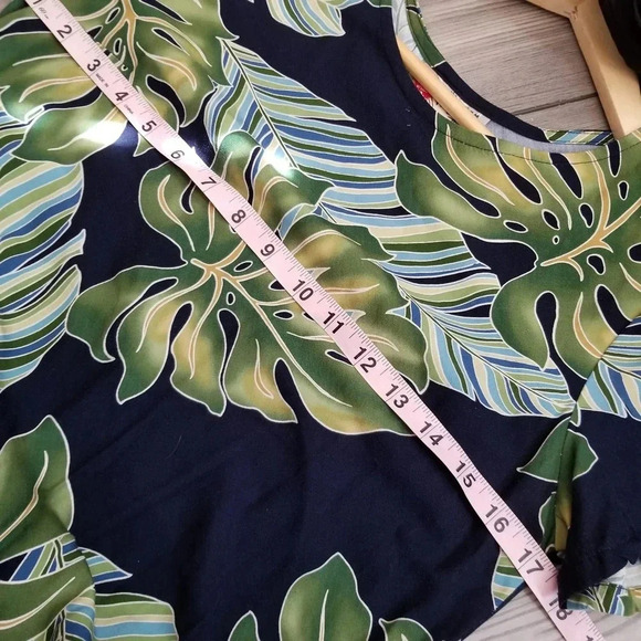 Hilo Hattie Women's HAWAIIN ORIGINAL Shift Dress Size S Blue Rayon Short Sleeves - Picture 4 of 7